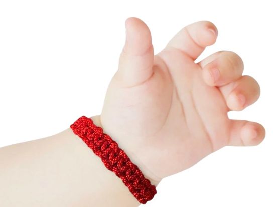 Picture of Red Bracelet for Babies, Baby Girl and Baby boy. Protection Amulet for baby. String for Good Luck and The Evil Eye. Infant Bracelet for baby color red,blue,pink black (Red bracelet)