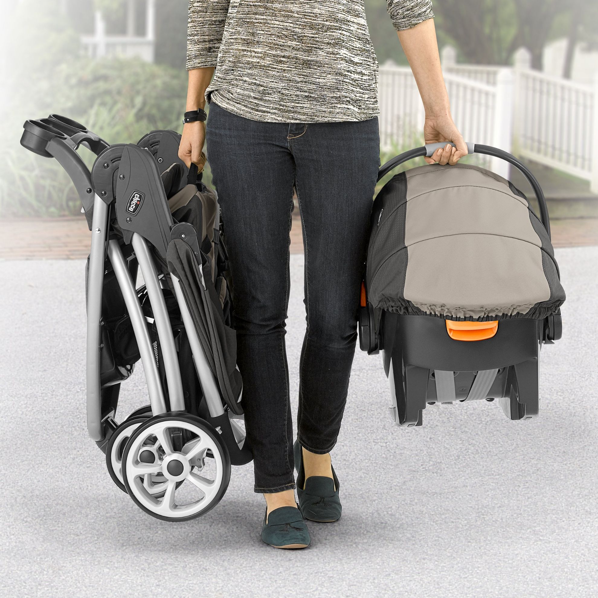 MyLittleUS. Chicco Viaro Travel System, Viaro Quick-Fold Stroller with ...