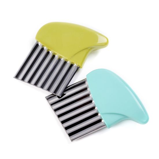 Picture of 2 Pcs Crinkle Cutter for Veggies, Stainless Steel Wavy Cutter for Potato, Carrot, Chip, Vegetable, Butter, Lettuce (Green and Blue)